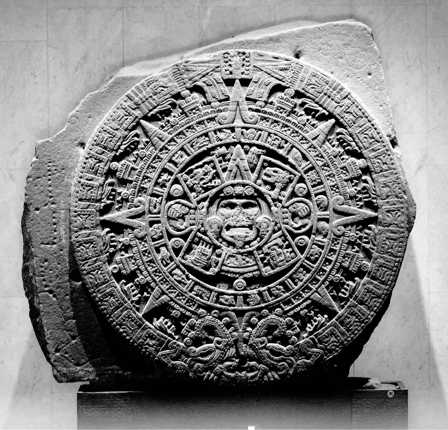 Monolito_de_la_Piedra_del_Sol